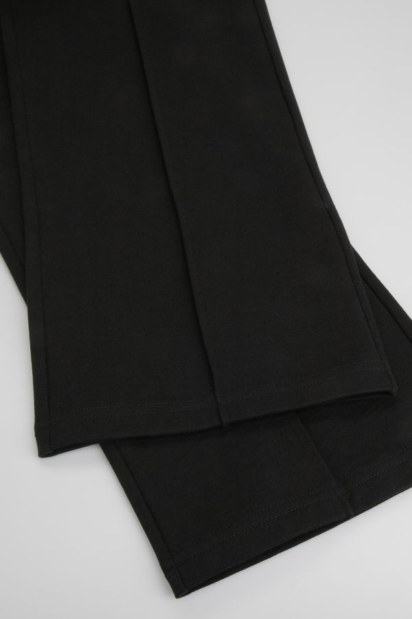 Spodnie dresowe czarne z szeroką nogawką  2218660