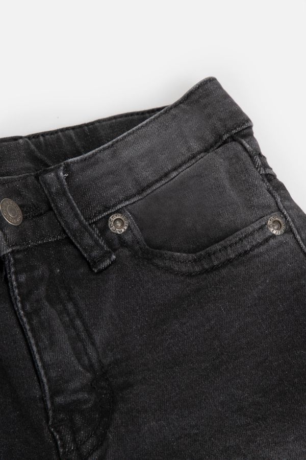 Spodnie jeansowe czarne ze zwężaną nogawką o fasonie SLIM 2222711
