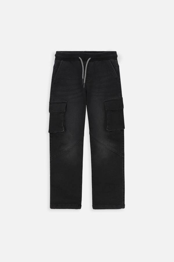 Spodnie jeansowe czarne cargo o fasonie SLIM