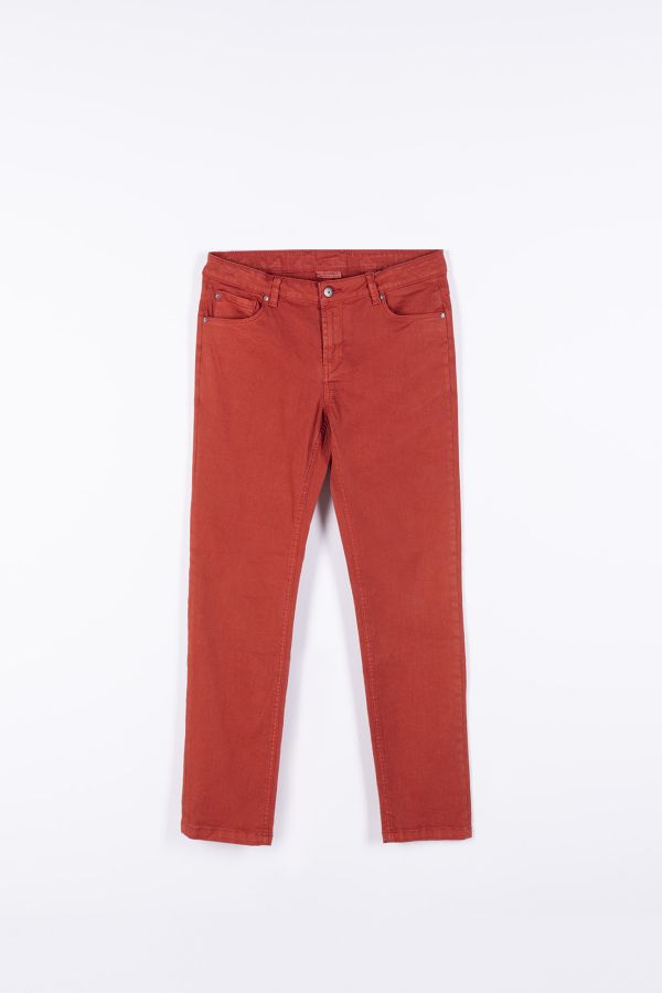 Spodnie jeansowe w kolorze czerwonym o fasonie REGULAR