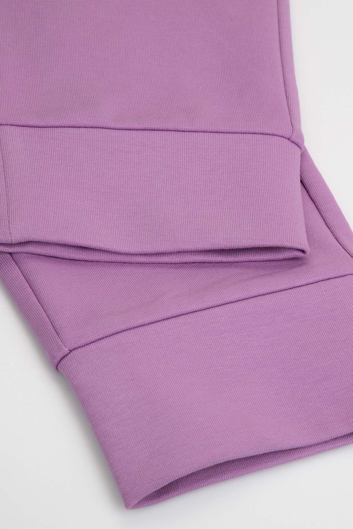 Spodnie dresowe fioletowe z kieszeniami 2219479