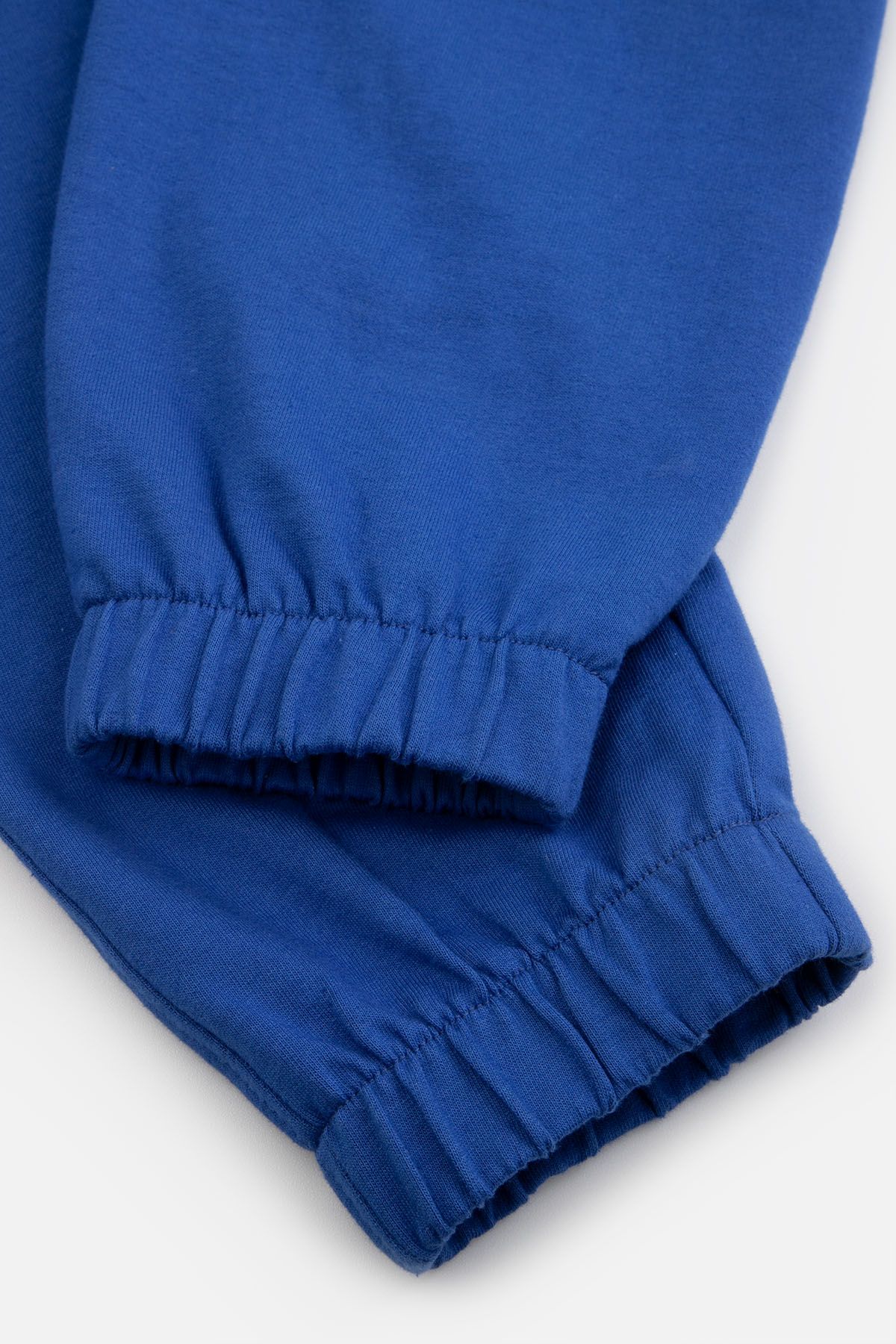 Spodnie dresowe BALLOON kobaltowe z nadrukiem na nogawce 2221811