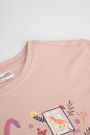 T-shirt z długim rękawem pudrowy róż z kolorowym nadrukiem 2219538