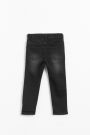 Spodnie jeansowe ze ściągaczem w pasie i efektem sprania o fasonie REGULAR 2156743