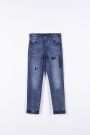 Spodnie jeansowe z efektem sprania i ozdobnymi przetarciami o fasonie SLIM 2194093