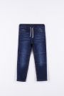 Spodnie jeansowe z modnymi przeszyciami i efektem sprania o fasonie REGULAR 2194279